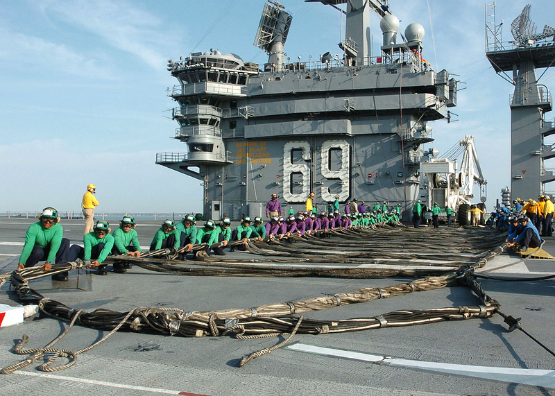 Illustration for article titled Watch These Troubled Navy Jets Careen Into Aircraft Carrier Barricades